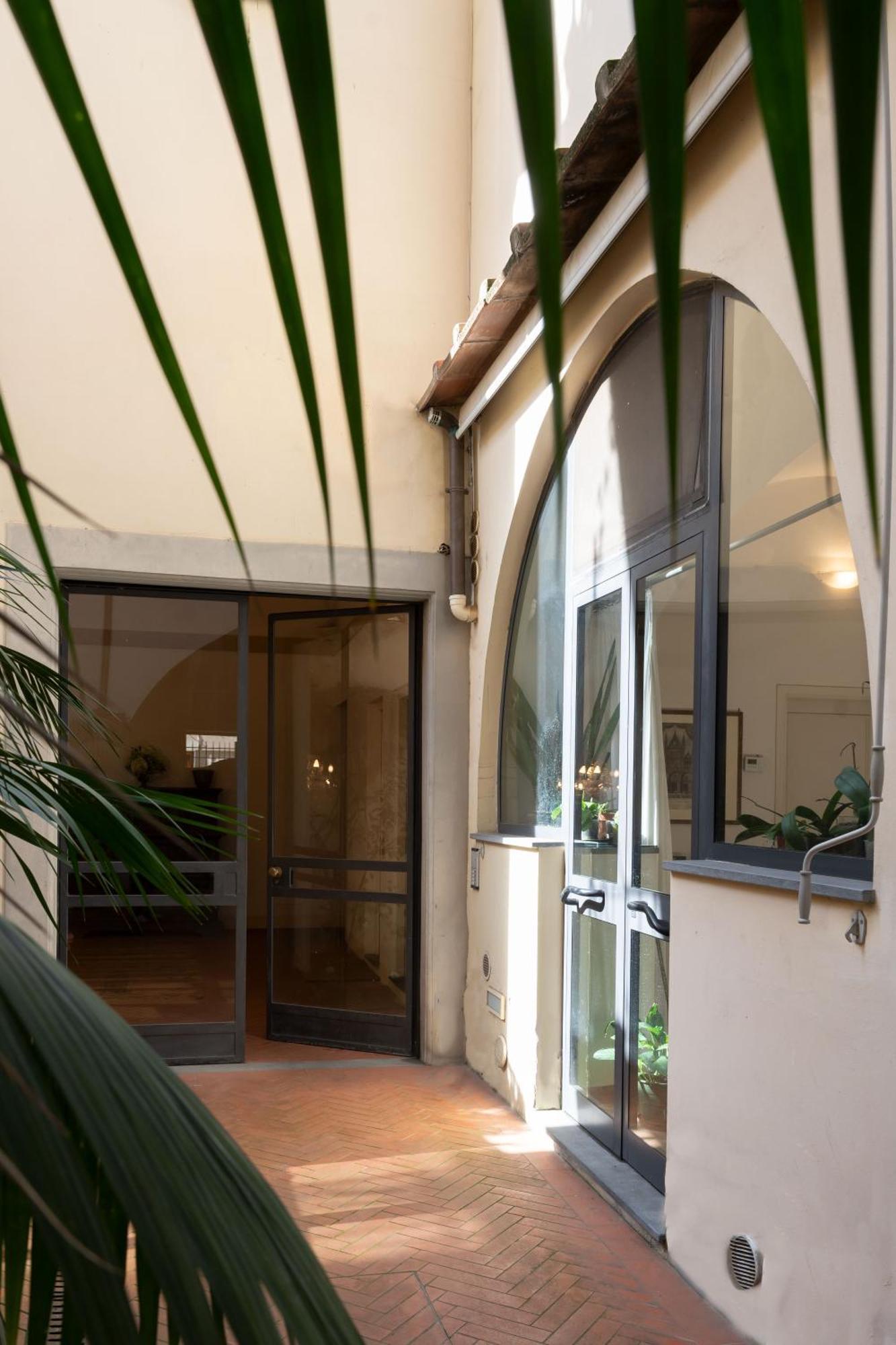 Characteristic Apartment In The Center Of 피렌체 외부 사진